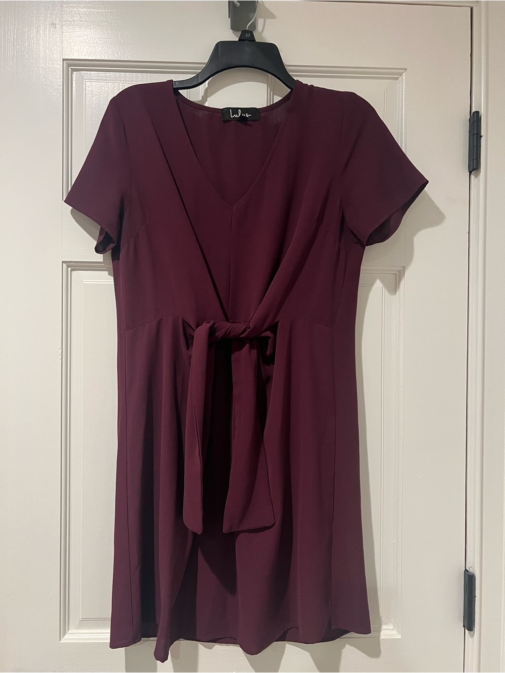 Lulu's Burgundy V-Neck Tie-Front Short Sleeve Tunic Dress